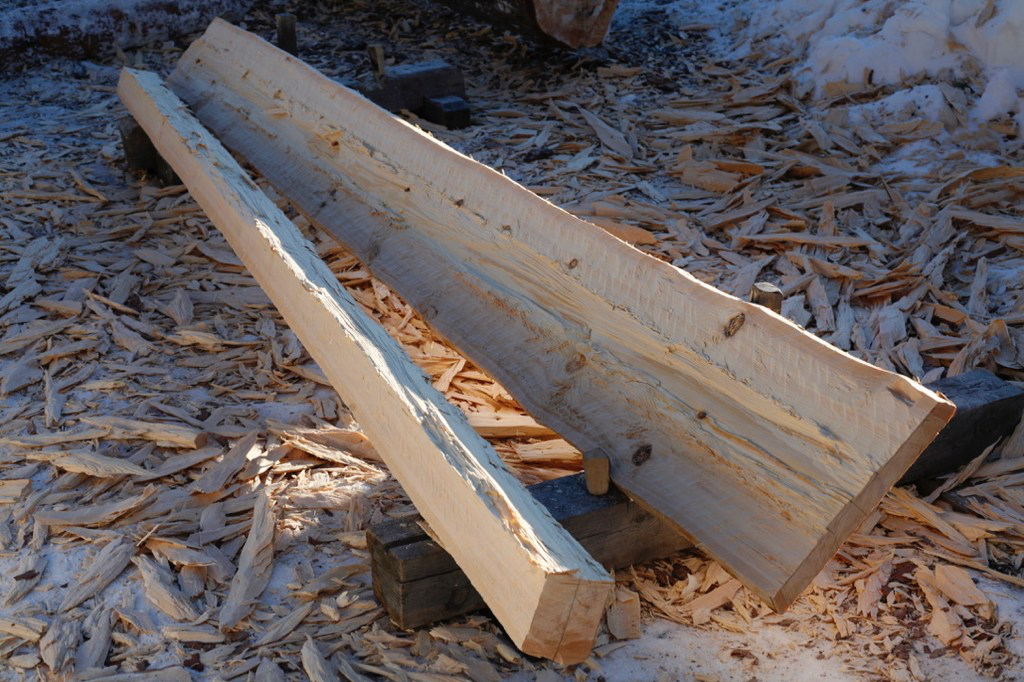 Kløyving av bak til sperrebind og&nbsp;åser