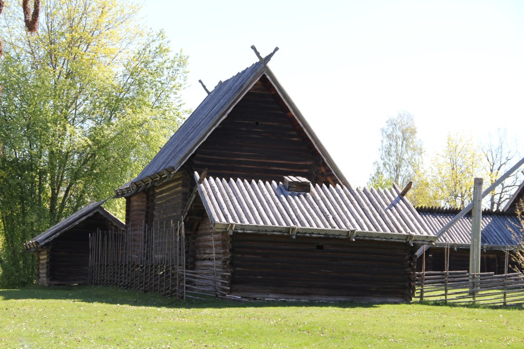 Tømring med rännknut – Tradisjonelt bygghandverk